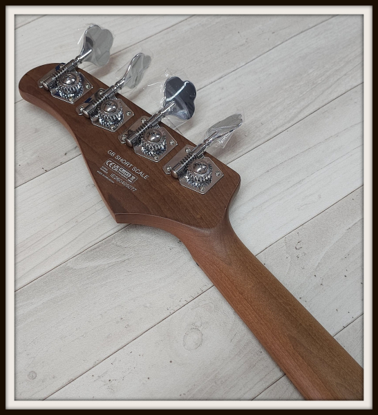 Cort GB Short Scale, Fandango Purple
